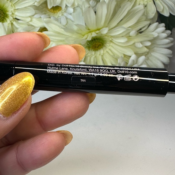Doll 10 HydroBalm precision concealer color TAN new no box - Picture 4 of 5